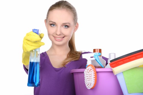 Detailed kitchen and cupboard cleaning during a Twickenham move in clean